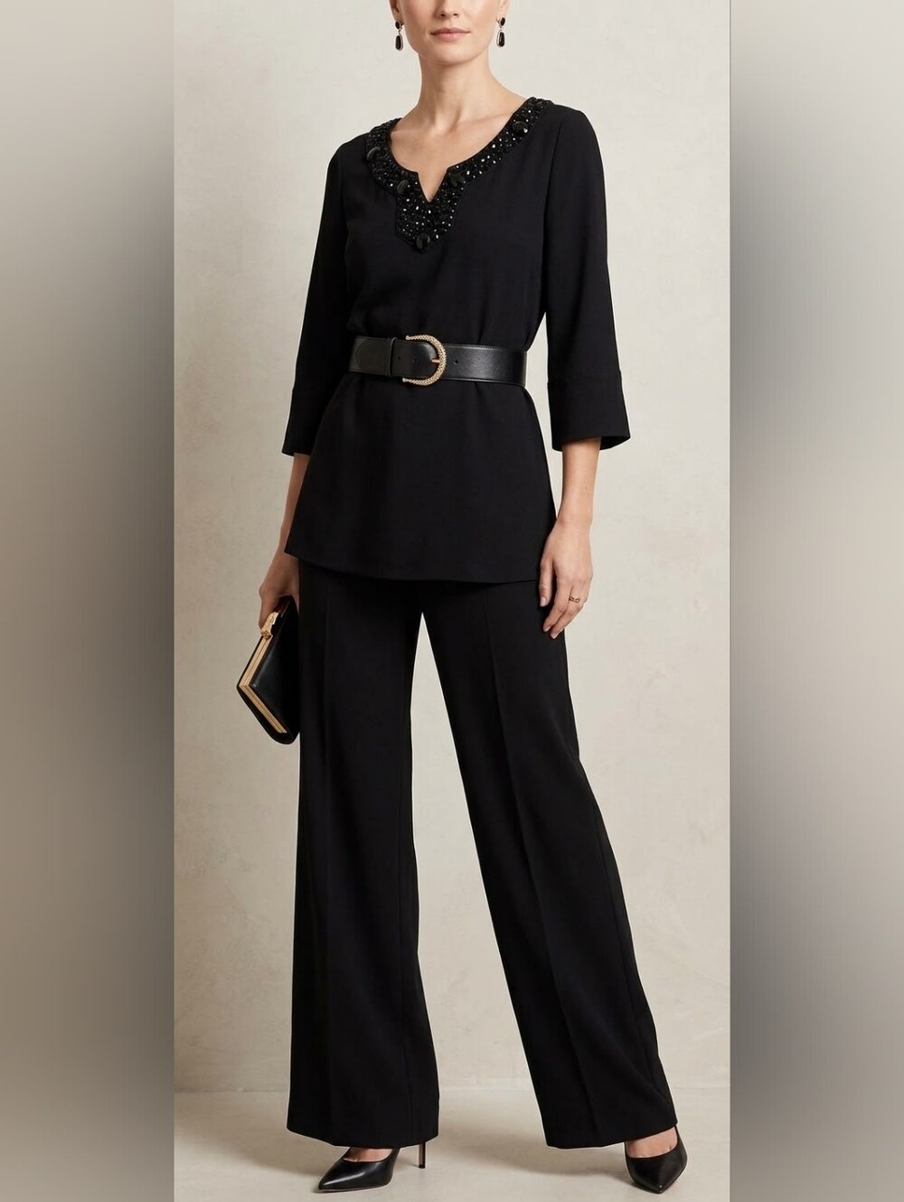 BCBG Tunic Top Embelished Neckline Stretchy Going Out Office Work Black Sz 8